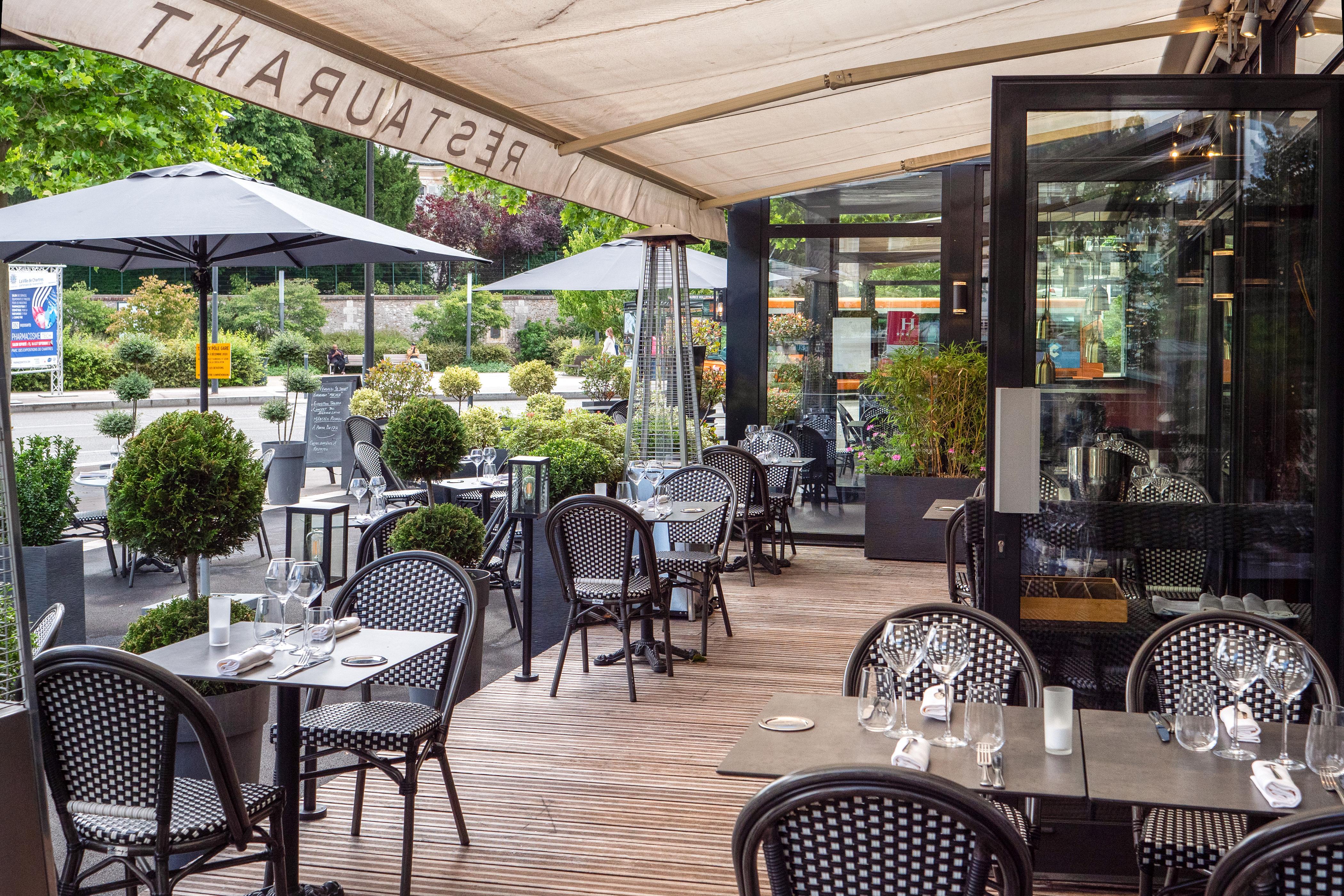 Le Boeuf Couronne - Hotel & Restaurant Chartres- Logis Hotels Exterior foto